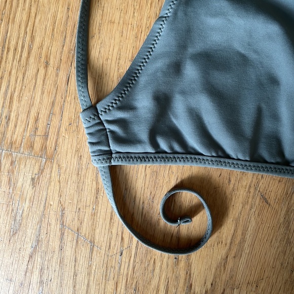 Swim suit top - Picture 4 of 5